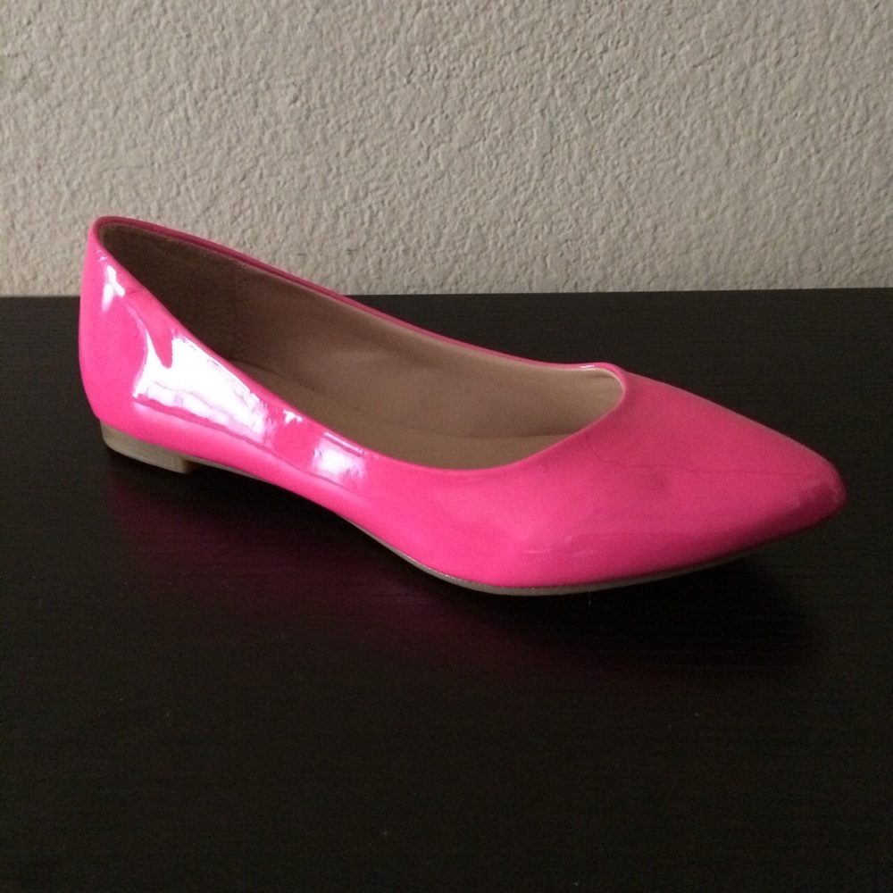 ALDO neon pink flats!